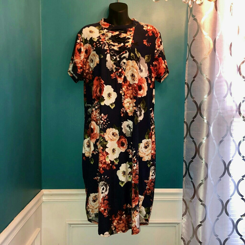 Beautiful Floral Lace Up Dress